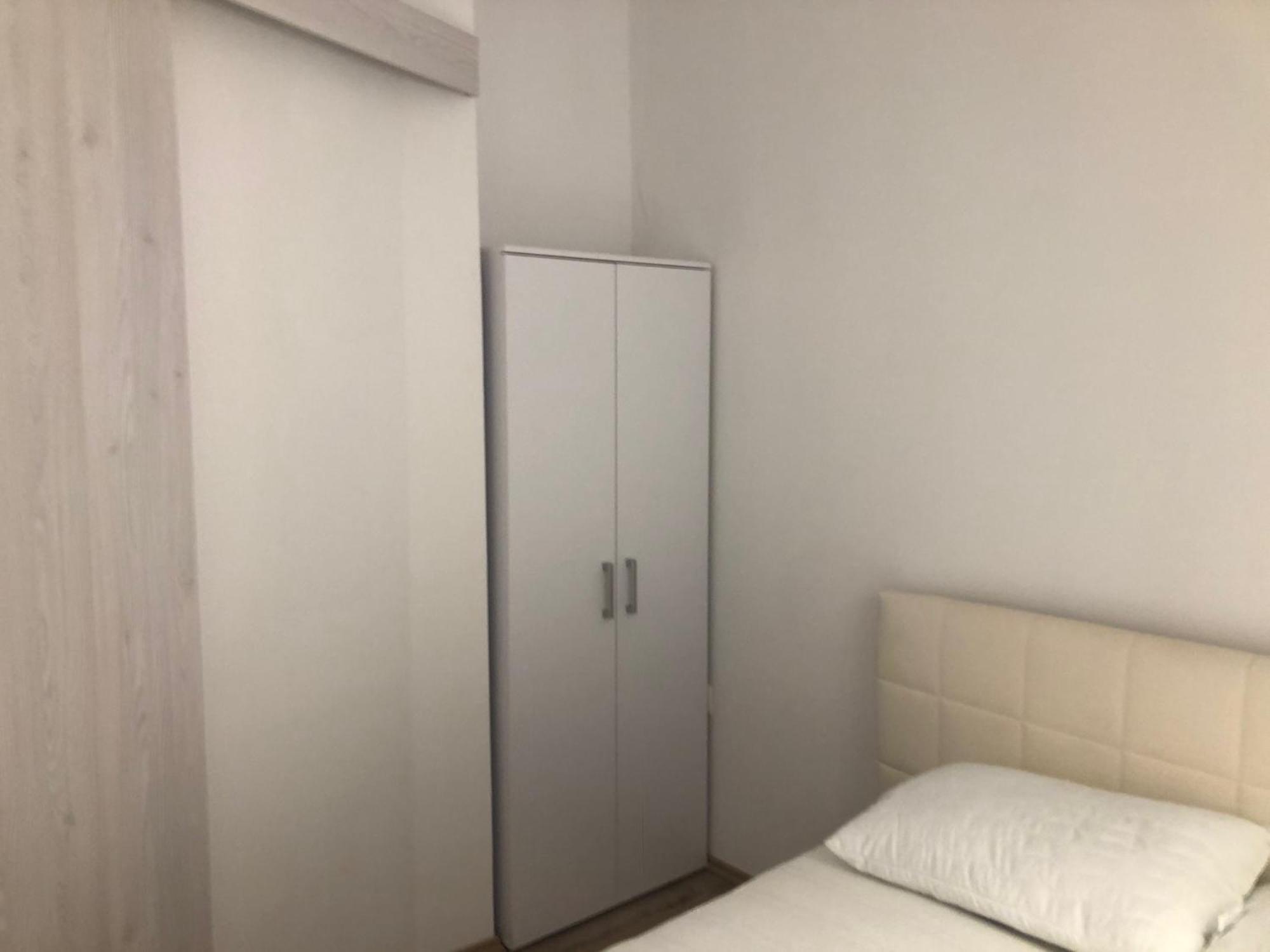 Apartmaji Meduza إيزولا المظهر الخارجي الصورة