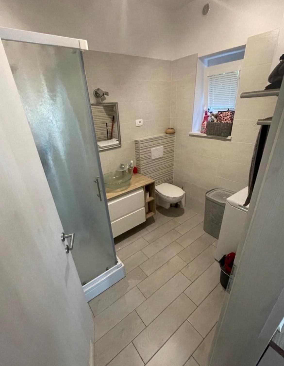 Apartmaji Meduza إيزولا المظهر الخارجي الصورة